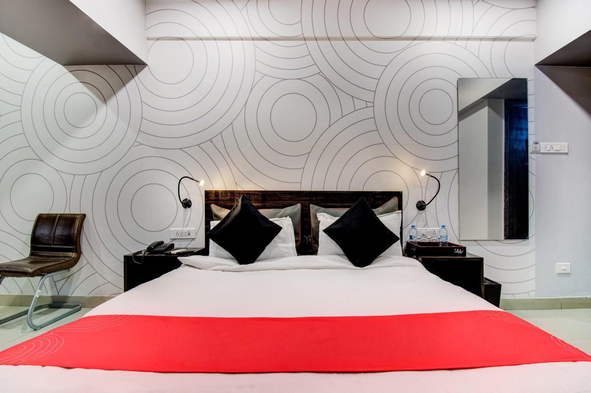 คอลเลคชั่น โอ 30070 โฮเต็ล ราชธานี Hotel ปูเน่ ภายนอก รูปภาพ