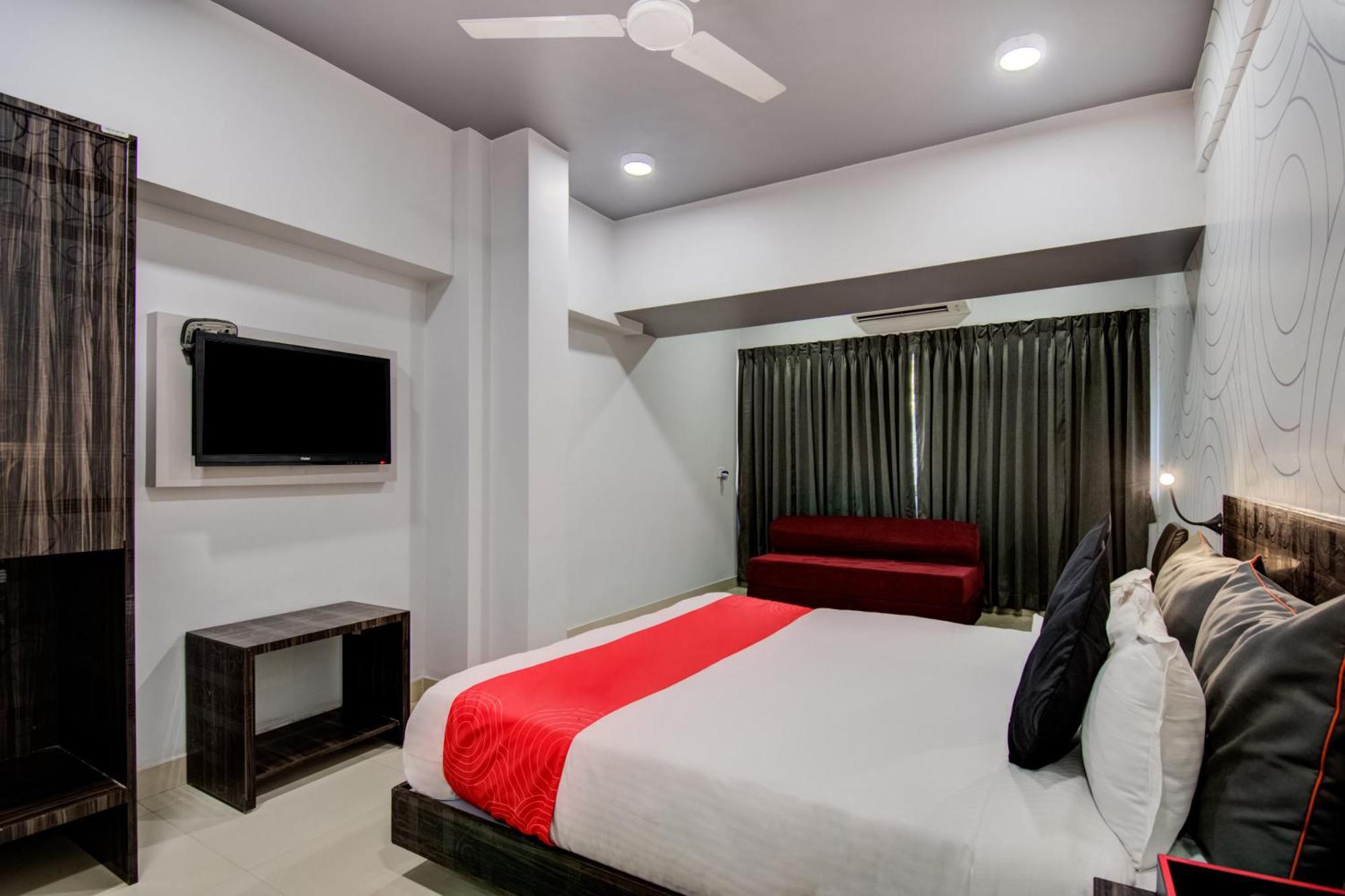 คอลเลคชั่น โอ 30070 โฮเต็ล ราชธานี Hotel ปูเน่ ภายนอก รูปภาพ