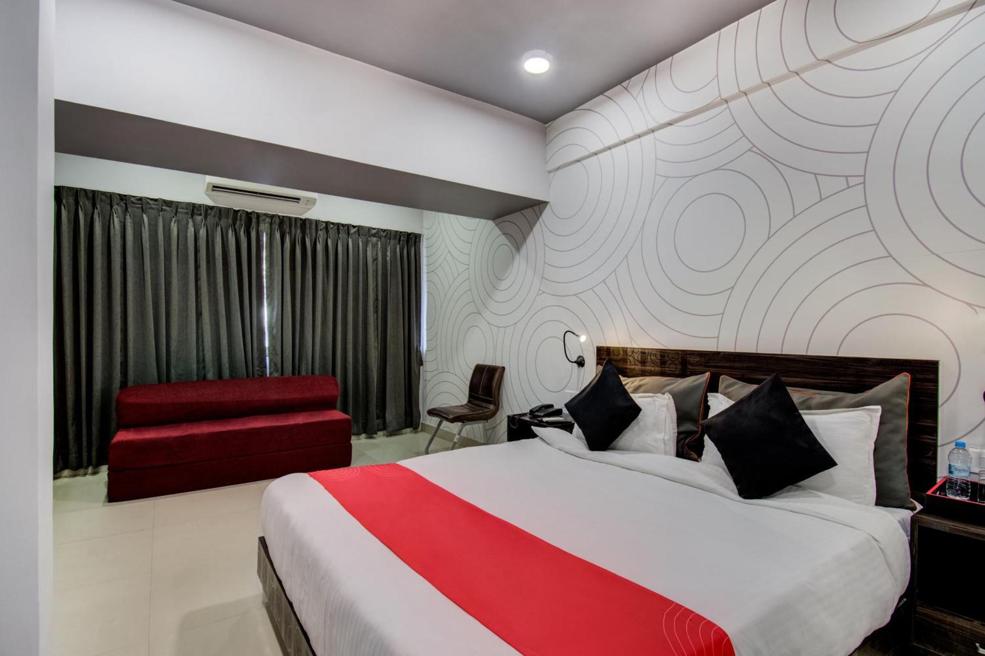 คอลเลคชั่น โอ 30070 โฮเต็ล ราชธานี Hotel ปูเน่ ภายนอก รูปภาพ